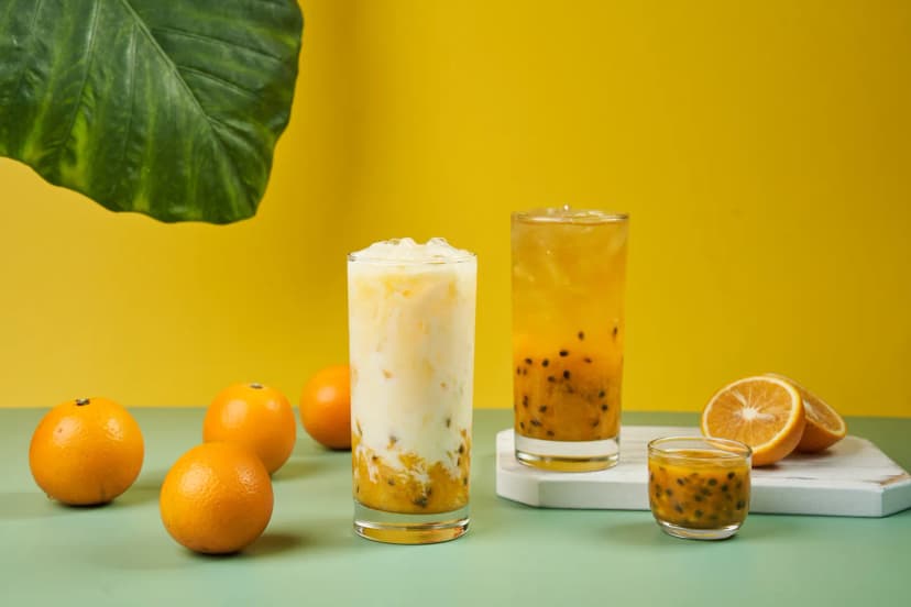 草莓飲品系列：情境後製圖